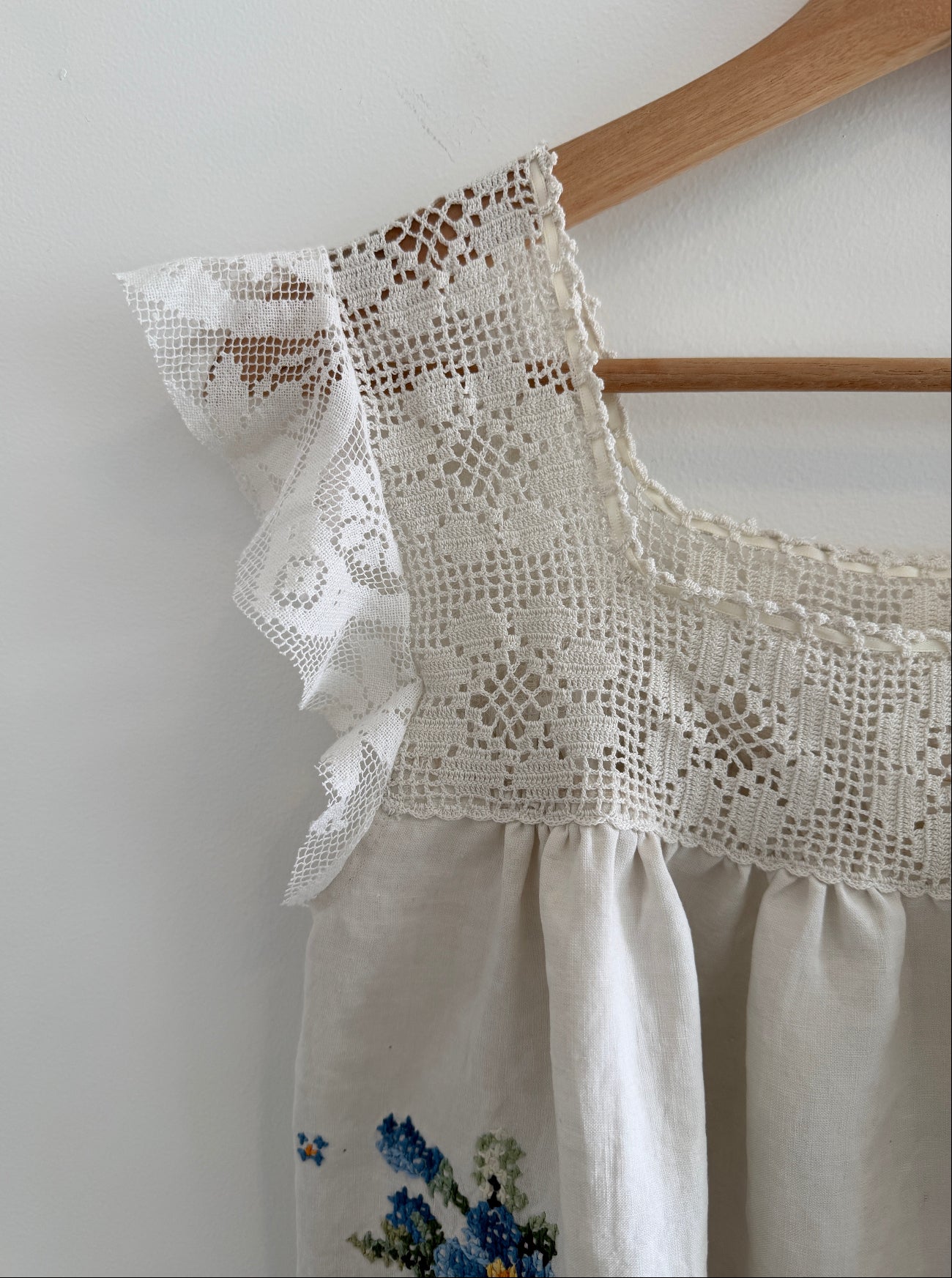 Roberta top crochet detail