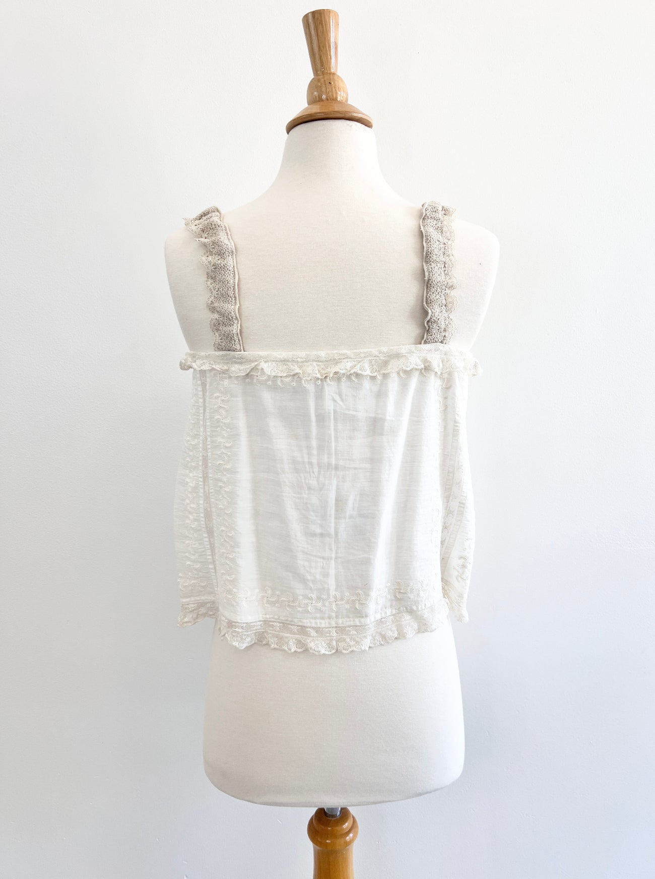 beatrice antique lace camisole back view