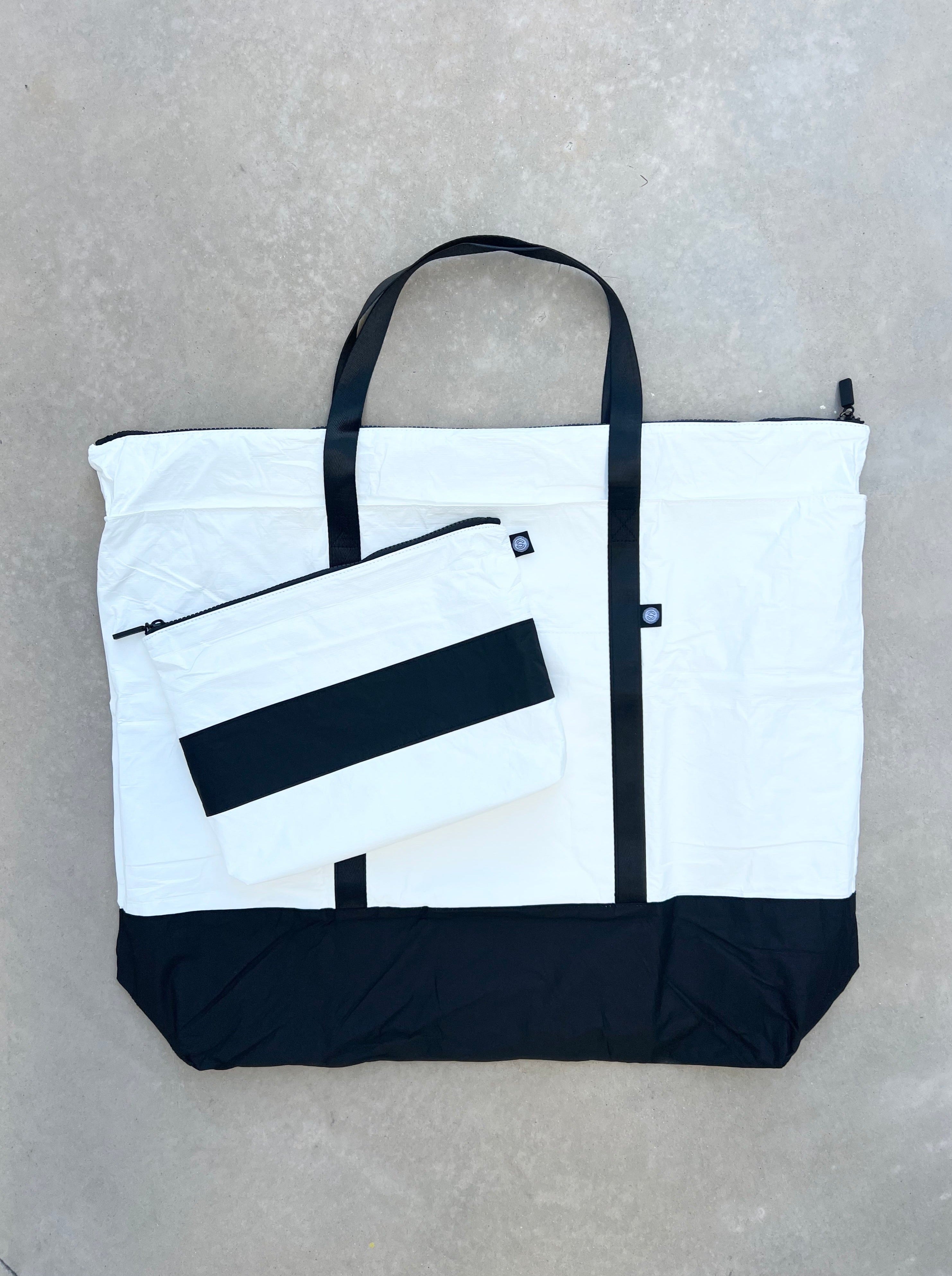 expandable zip top beach bag