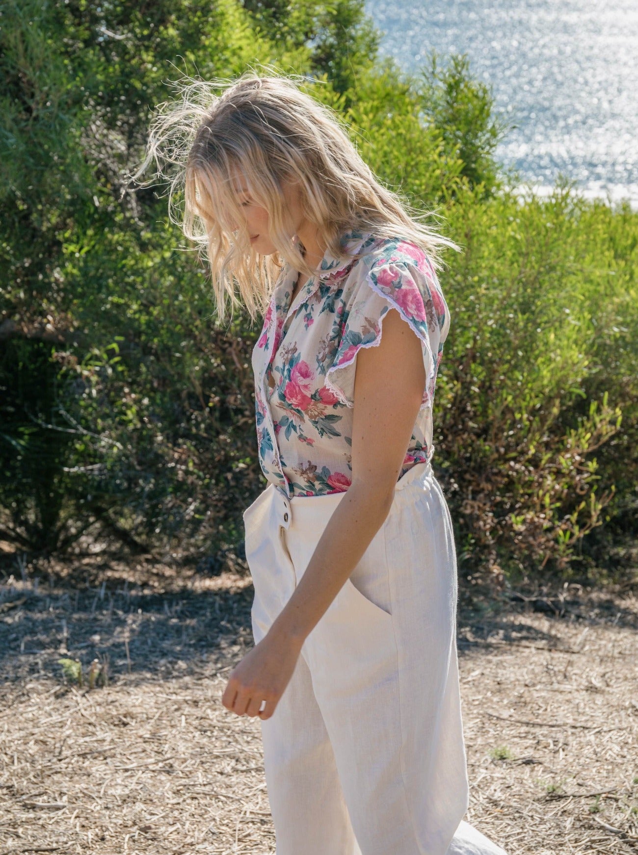 rosemary garden print blouse side view