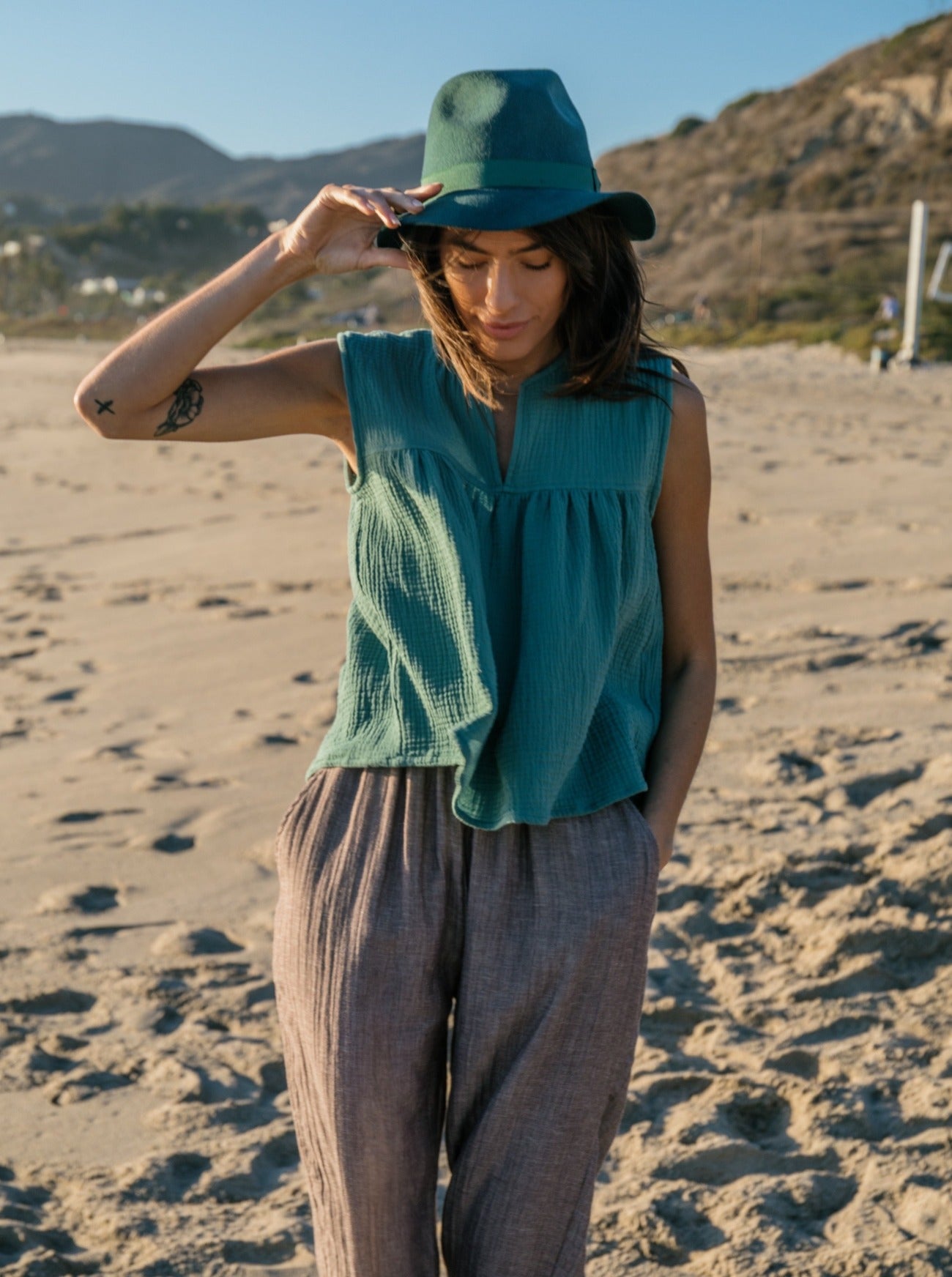 parker ivy sleeveless top