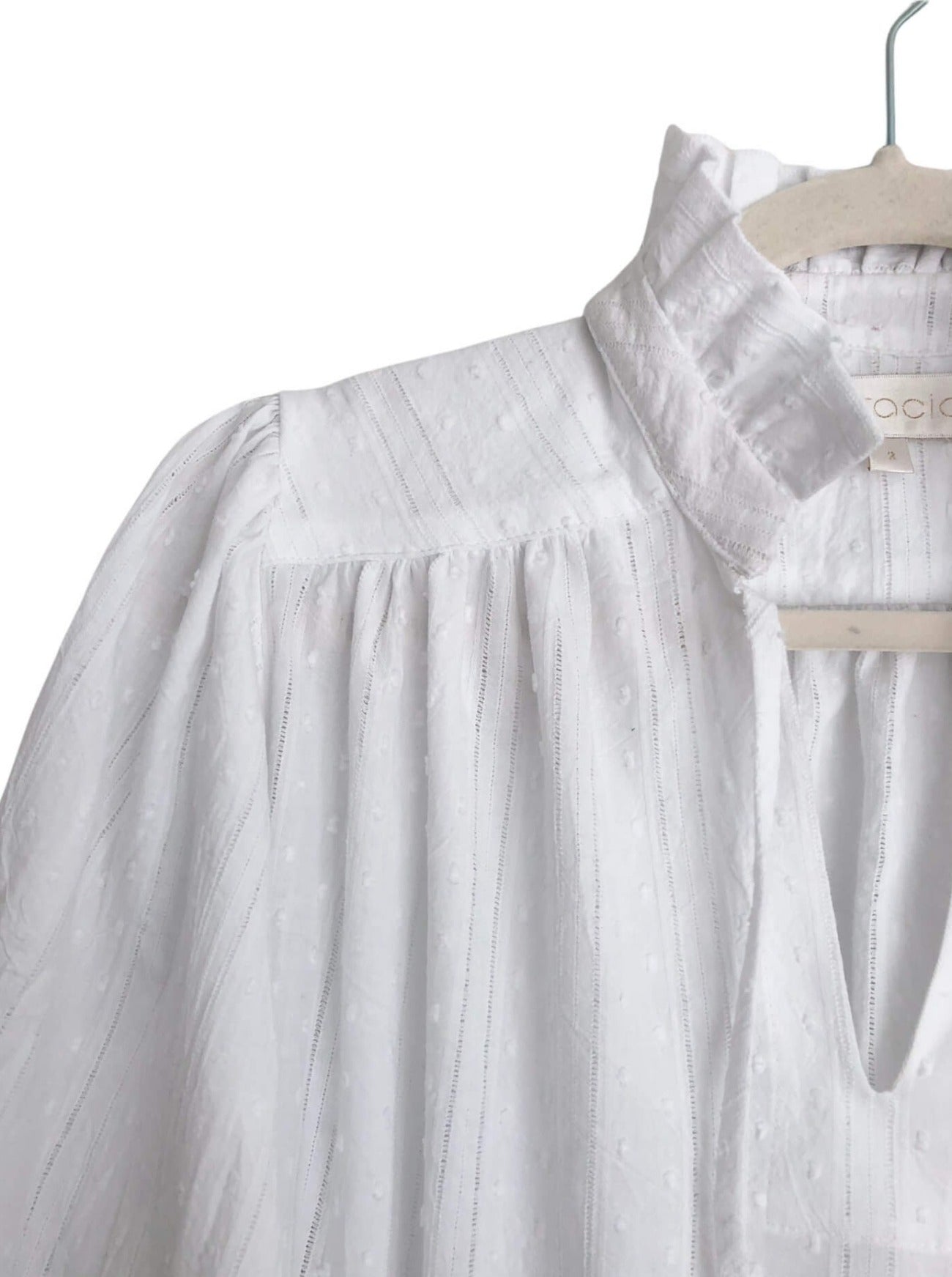 white swiss dot brett top details
