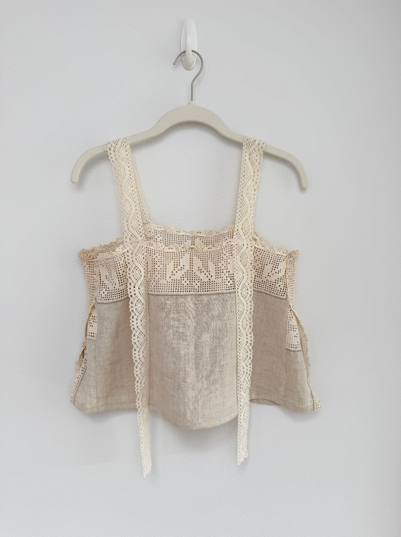 Delila Top