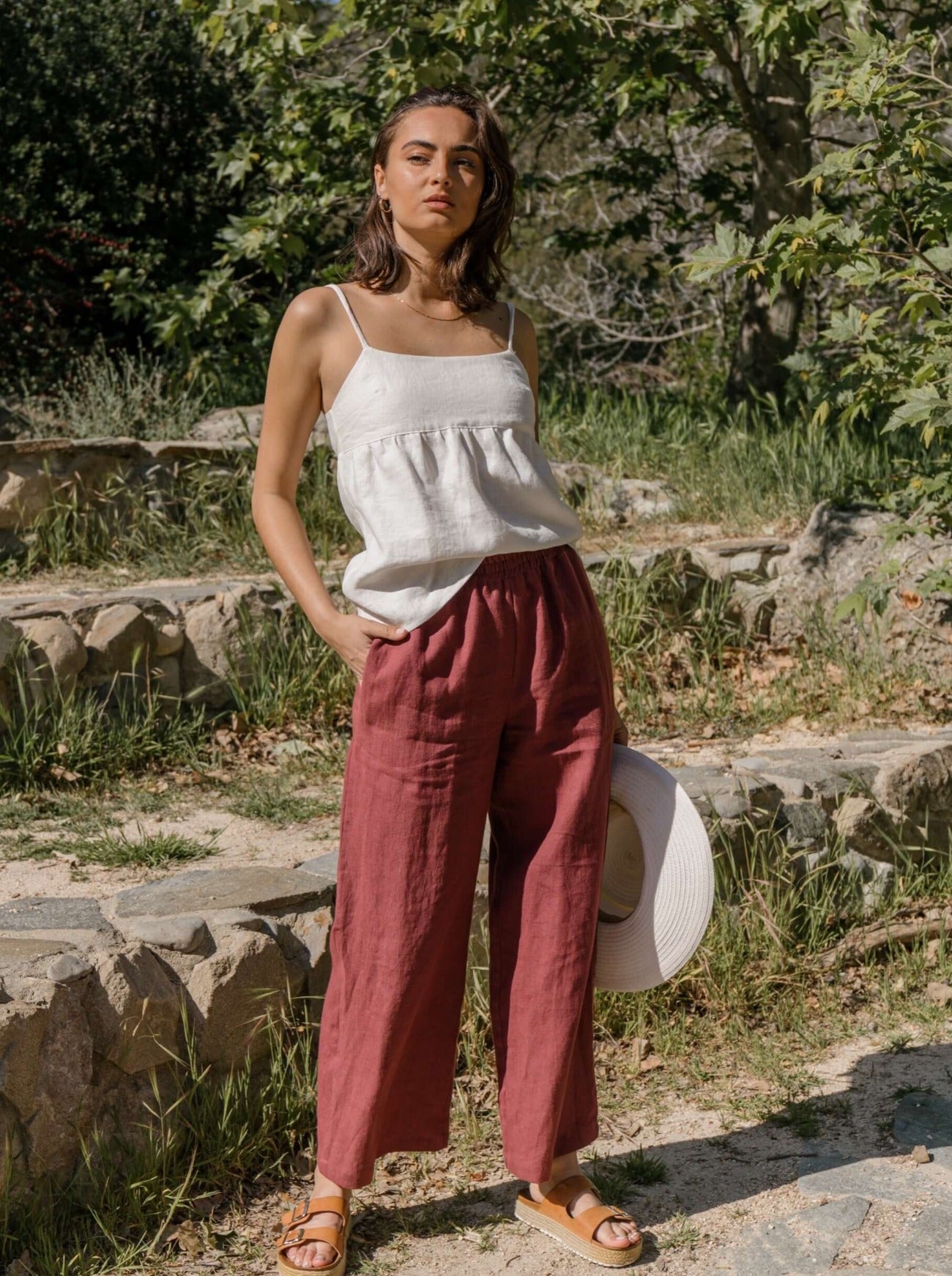 claret linen beach pant pockets