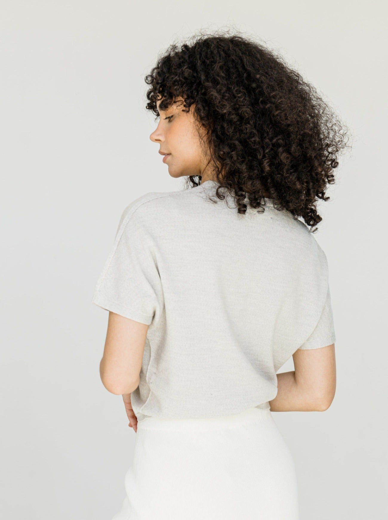 willow tee back view silver